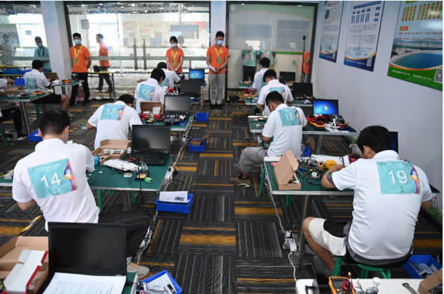 2020深圳技能大赛 无人机装调工决赛在全球鹰无人机培训基地举行